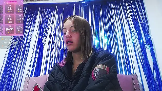 emily_cooper_pym's cam snapshot