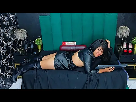 NahomiClarkX's cam snapshot