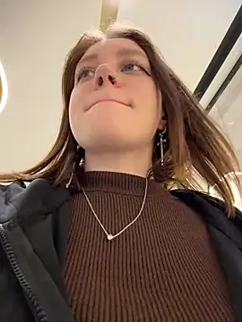 lucy-joy's cam snapshot