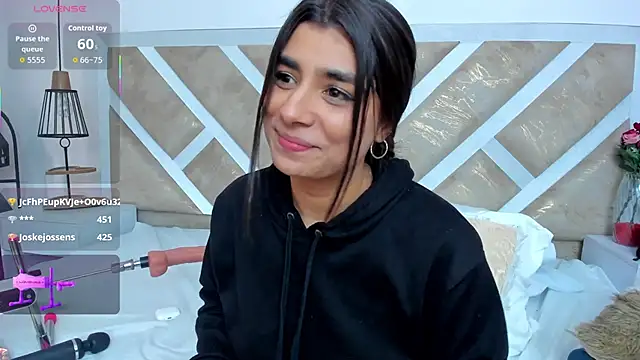 ZiaCalifa's cam snapshot