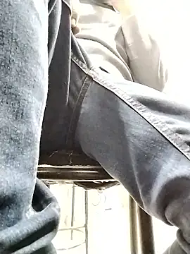 avi007p's cam snapshot