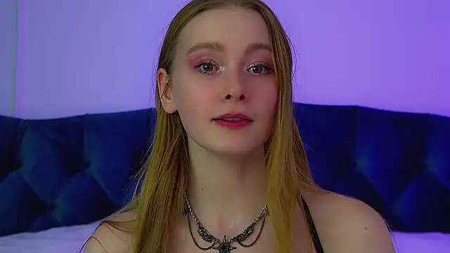 AgataFoxley's cam snapshot