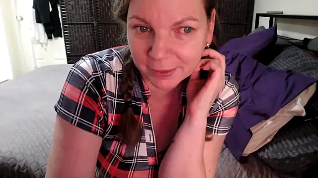 AussieKittyPurr live sex cam