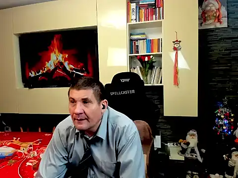 SpartacusDaddy48's cam snapshot