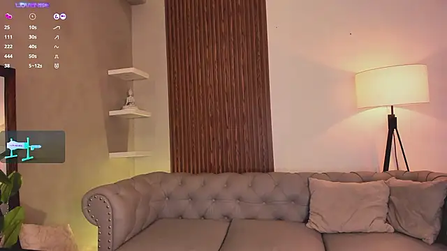 liam_collins21's cam snapshot