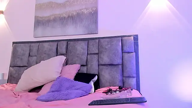 AdelaLust's cam snapshot