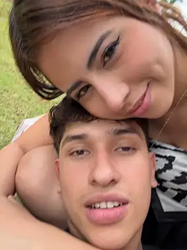 ChanellandMax's cam snapshot