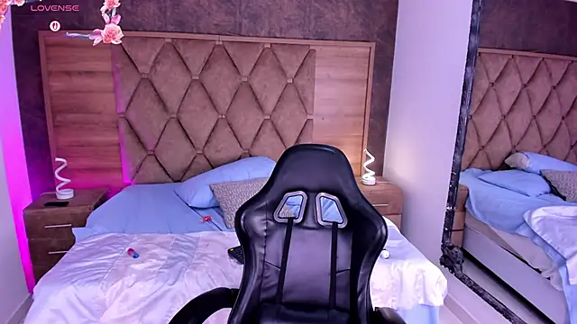 ScarletEvanss_'s cam snapshot