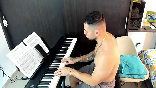 logan_smith live sex cam