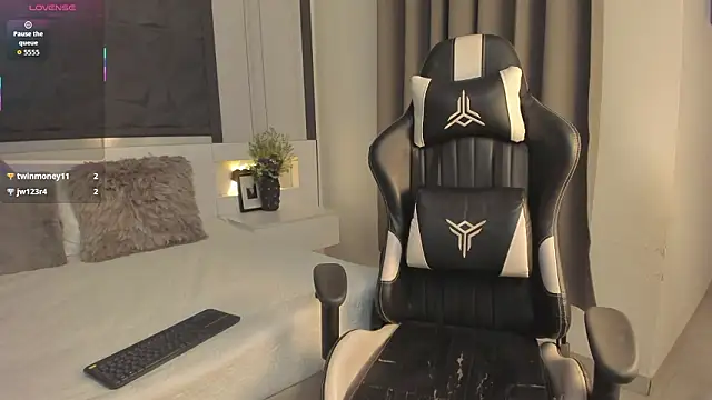 SaraGomez1's cam snapshot