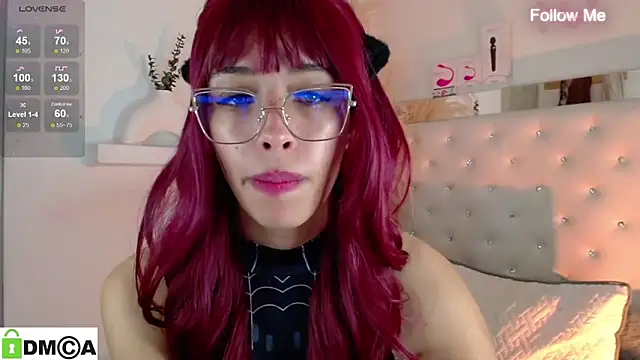 zoe_sexy_latin_19's cam snapshot