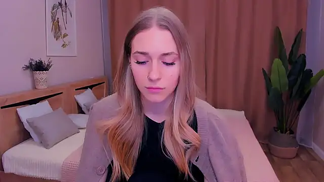 sassy_cutie live sex cam