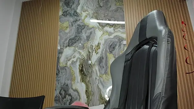 Lili_16 live sex cam