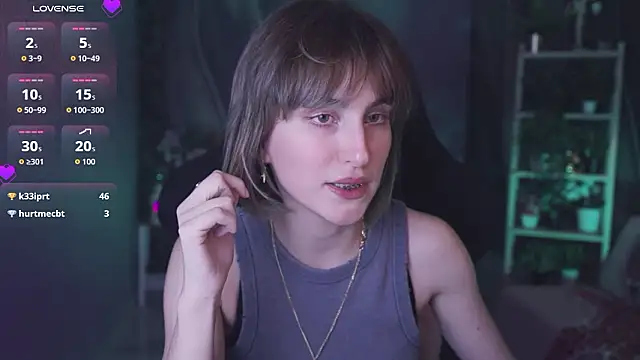 LuxRayi live sex cam