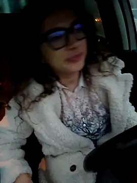 MiraBennet live sex cam