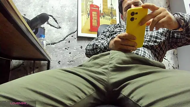 Maxi_thebig_daddy live sex cam