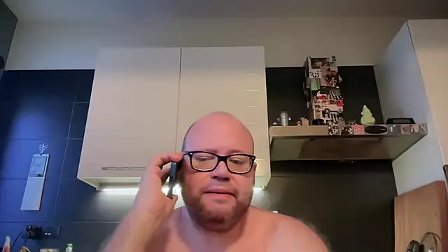 theitalianbear live sex cam