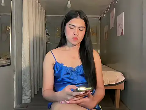 Delicate_Savannah live sex cam