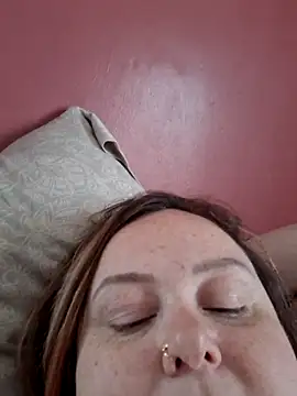 50-shades-of-JADE's cam snapshot