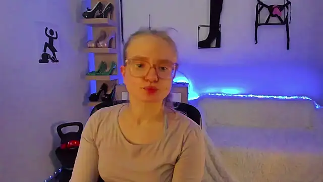 NancyHottie's cam snapshot