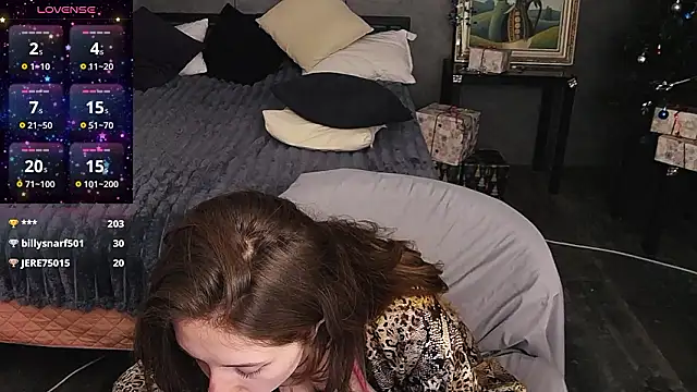 Ashley_Ross_'s cam snapshot