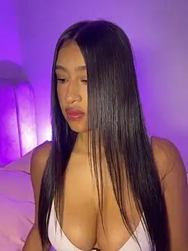 Gia_Evanss's cam snapshot