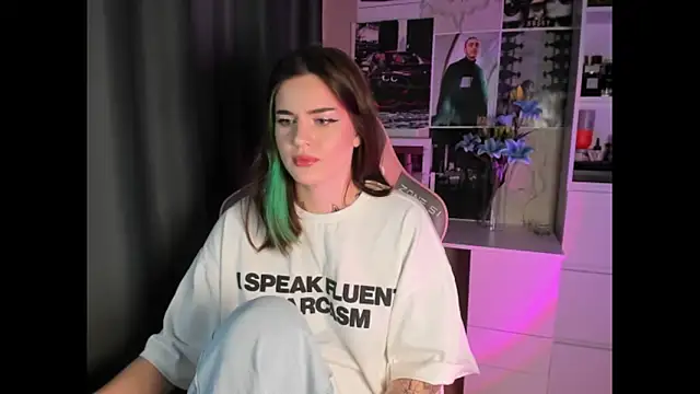 NikkieKitty's cam snapshot