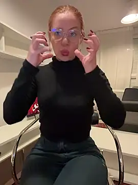 redheaddoll22 live sex cam