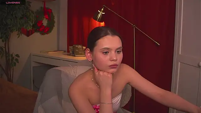 its_me_lissa_'s cam snapshot