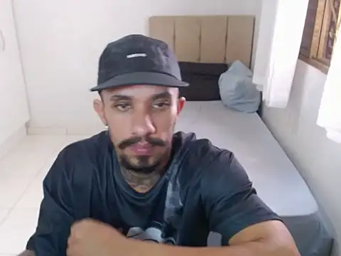 lipegonzalezz's cam snapshot