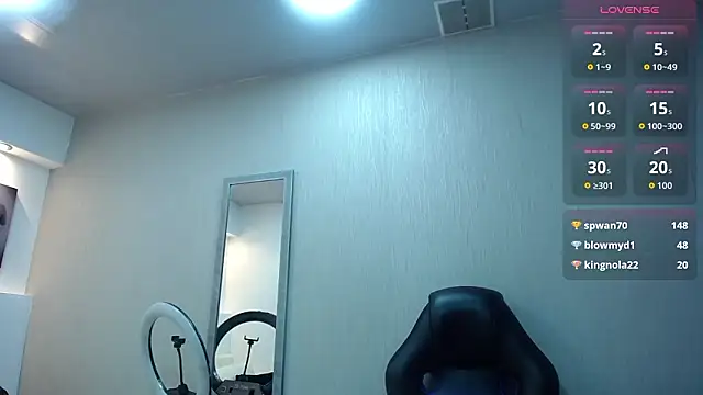 Harmony_Hills live sex cam