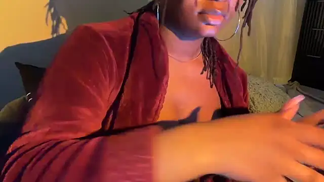 SunniSoles99's cam snapshot