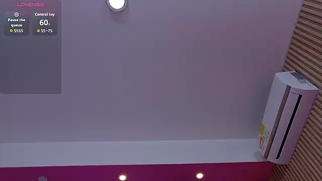 hotiergirl's cam snapshot