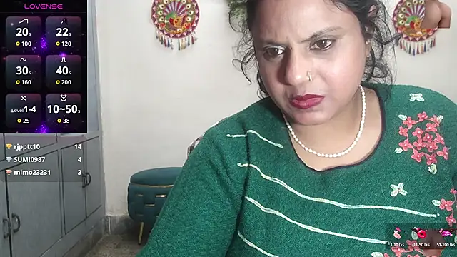 Sexy_komolika's cam snapshot