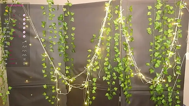 christy_memeow's cam snapshot