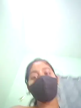 shrutee12's cam snapshot