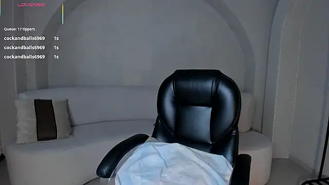 VeronicaBlue's cam snapshot