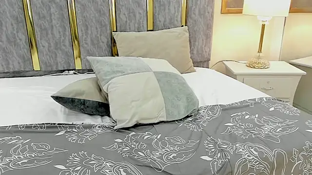 KeniaVelvet_'s cam snapshot