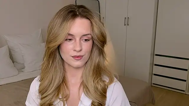 RozzitaBedberry's cam snapshot