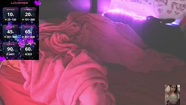 Blondiewithanass's cam snapshot