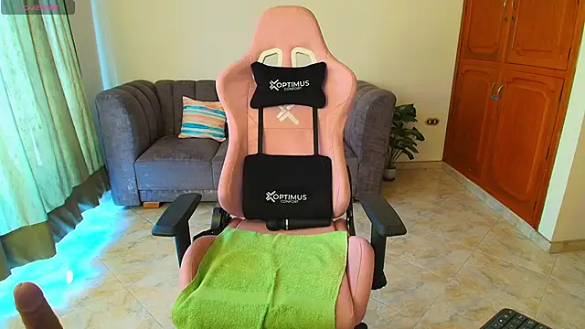 lili_jade222's cam snapshot