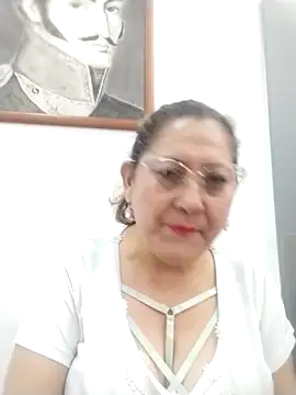 JULIETA_21-'s cam snapshot