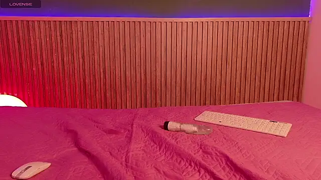 LeaneRous's cam snapshot