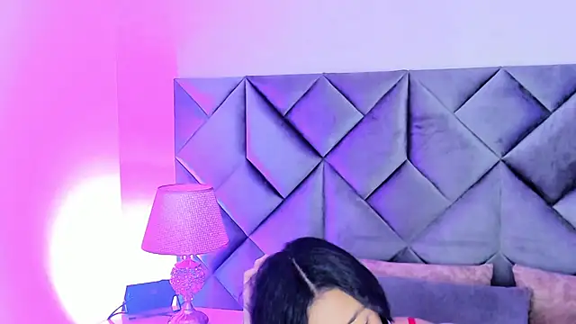 Buda_and_Cataleya_ live sex cam