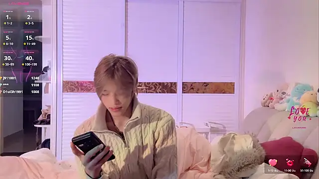 SM_JIAJIA_ZL's cam snapshot