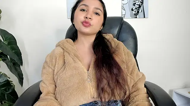 Victoria_Rosee's cam snapshot