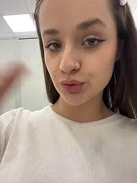 KittyQueeny's cam snapshot