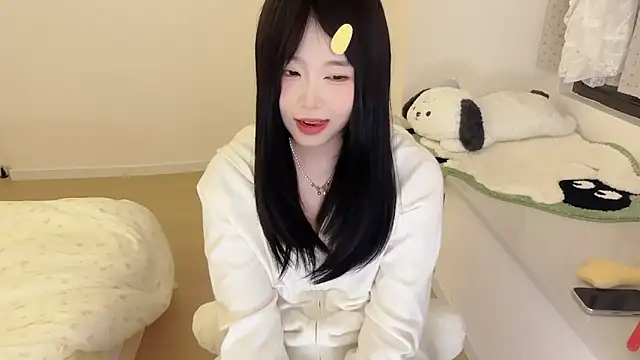 Onefiona's cam snapshot