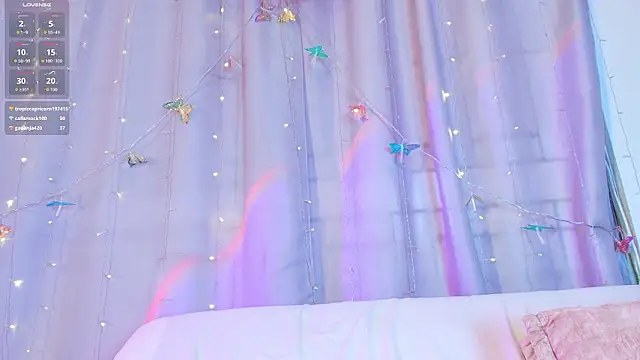 adara_johnson__'s cam snapshot