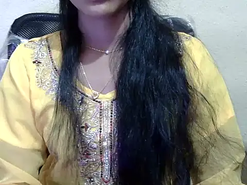 Khushi_v's cam snapshot